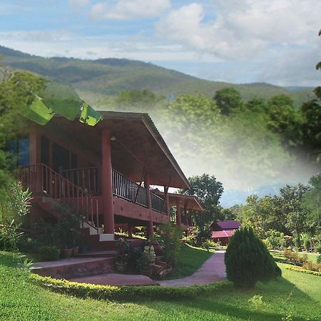 Ban Rai Tin Thai Ngarm Eco Lodge Mae Rim Luaran gambar