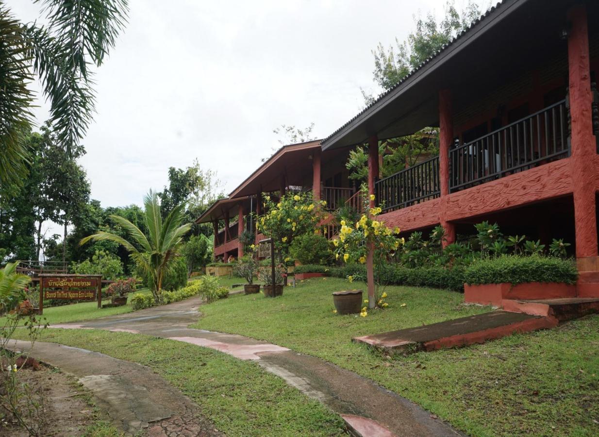 Ban Rai Tin Thai Ngarm Eco Lodge Mae Rim Luaran gambar