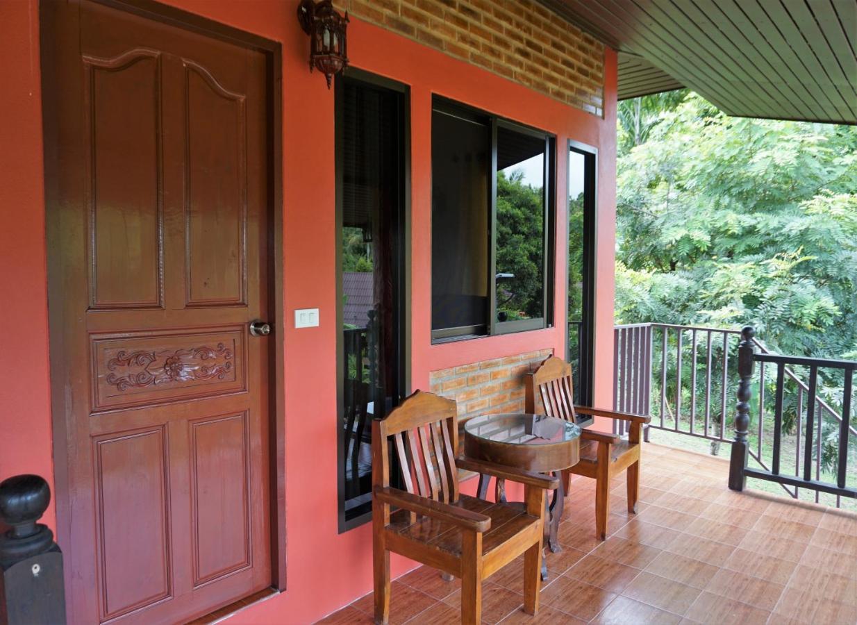 Ban Rai Tin Thai Ngarm Eco Lodge Mae Rim Luaran gambar