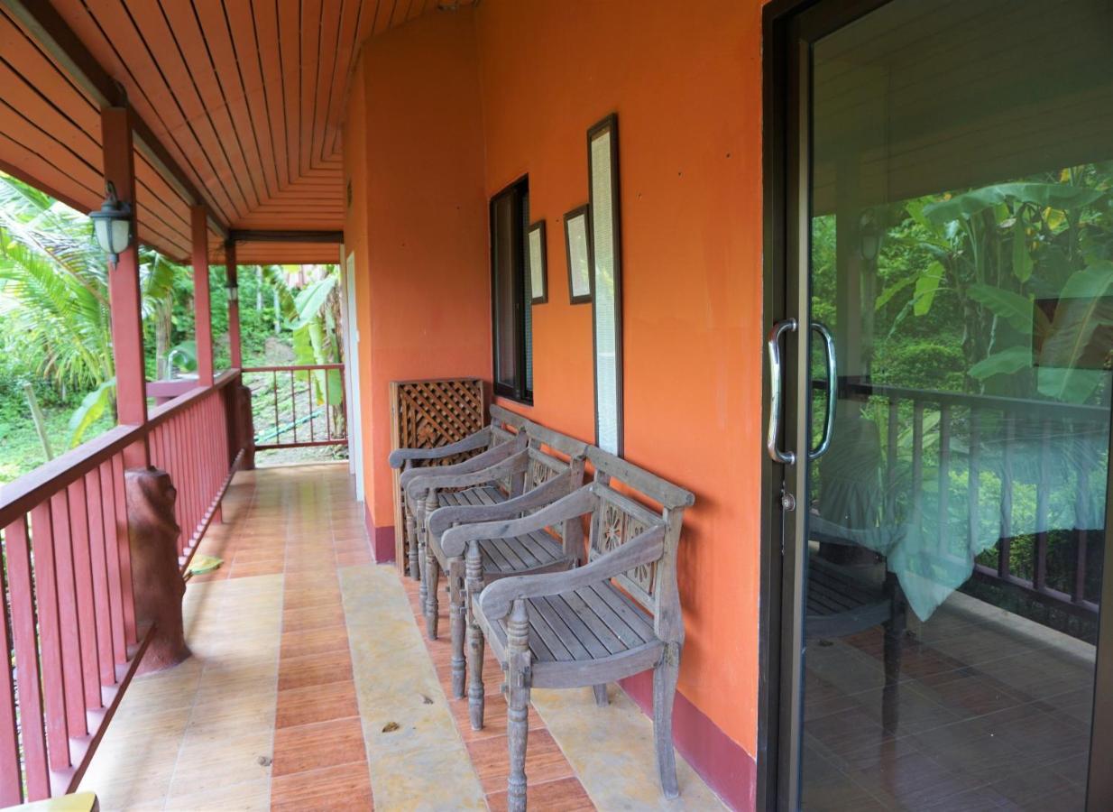 Ban Rai Tin Thai Ngarm Eco Lodge Mae Rim Luaran gambar