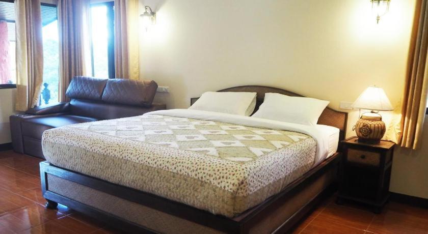Ban Rai Tin Thai Ngarm Eco Lodge Mae Rim Luaran gambar
