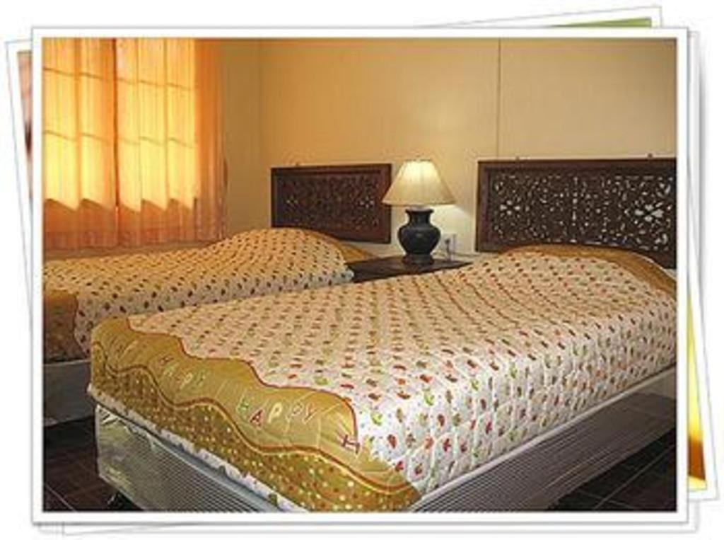 Ban Rai Tin Thai Ngarm Eco Lodge Mae Rim Luaran gambar