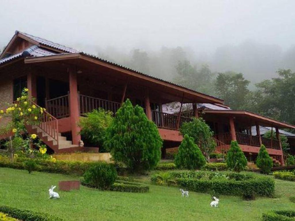 Ban Rai Tin Thai Ngarm Eco Lodge Mae Rim Luaran gambar