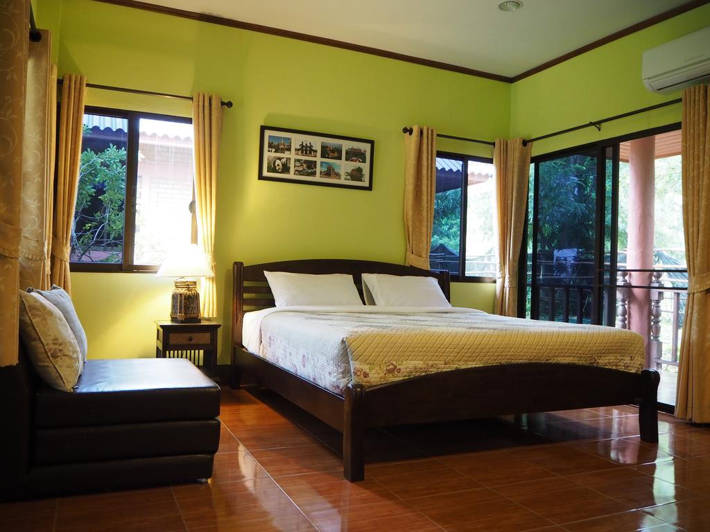 Ban Rai Tin Thai Ngarm Eco Lodge Mae Rim Luaran gambar